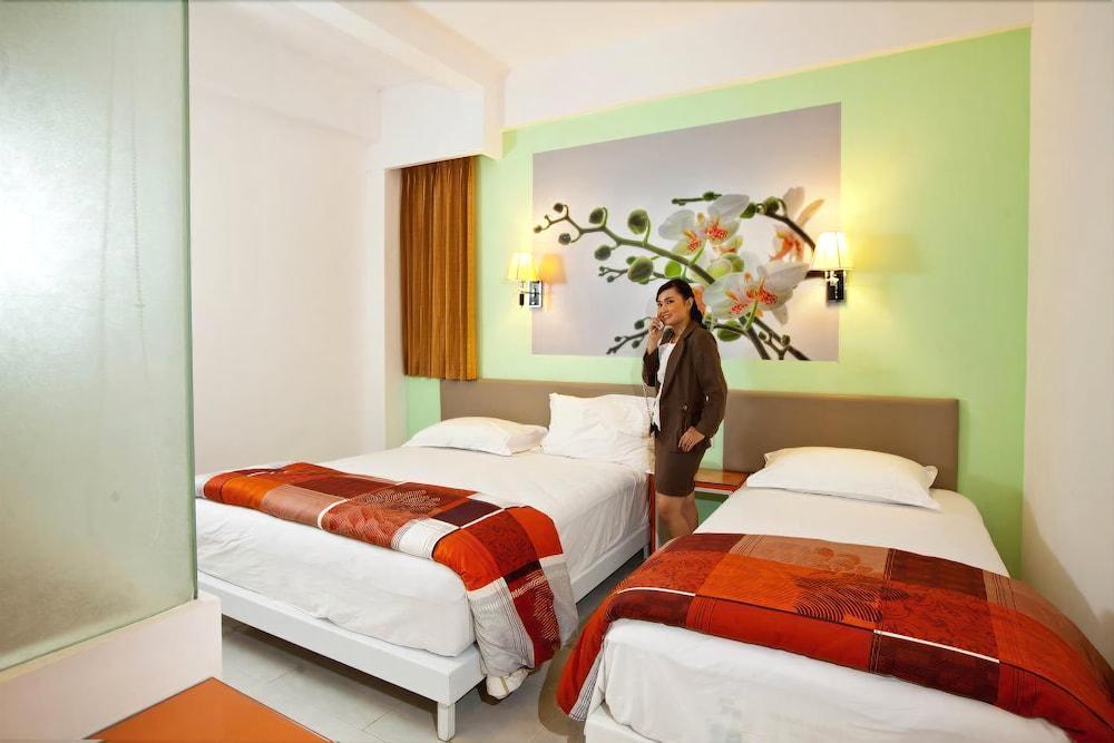 Dewarna Hotel Arifin Bunul Luaran gambar